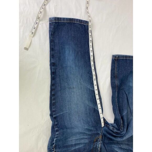 Ann Taylor Jeans Modern Fit Lindsay Waist Blue Capri - Size 10 (32 inches) - Picture 8 of 8